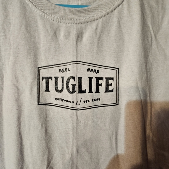 Upcycled Grey Shirt with Tug Life Print - Picture 2 of 3